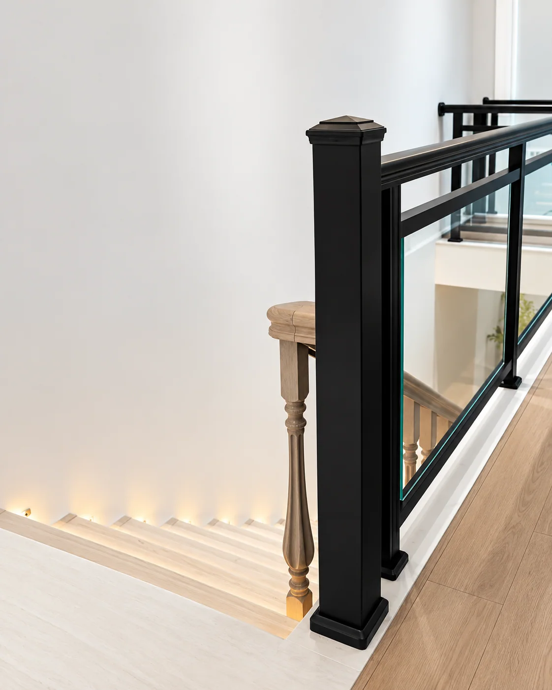 Photographed glass railing display sample with aluminium posts